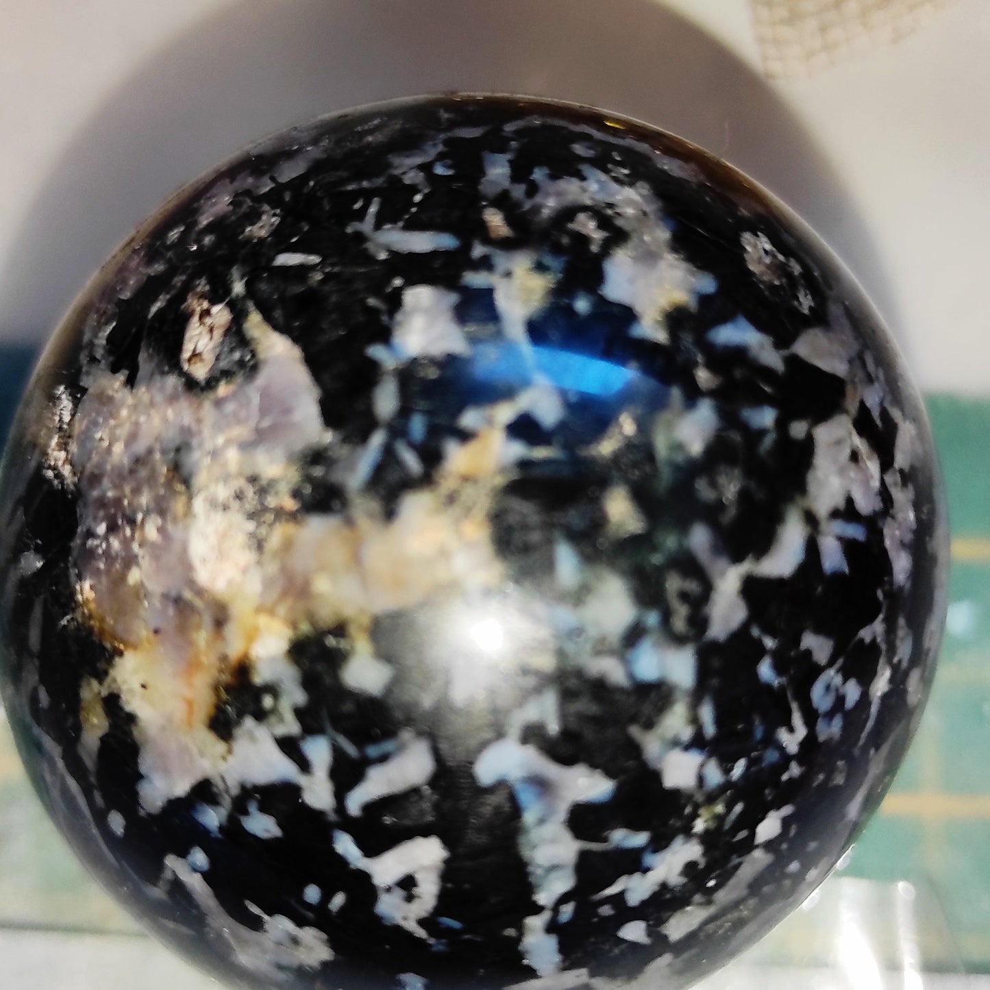 Boule en Gabbro – 242 g