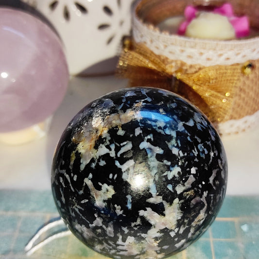 Boule en Gabbro – 242 g